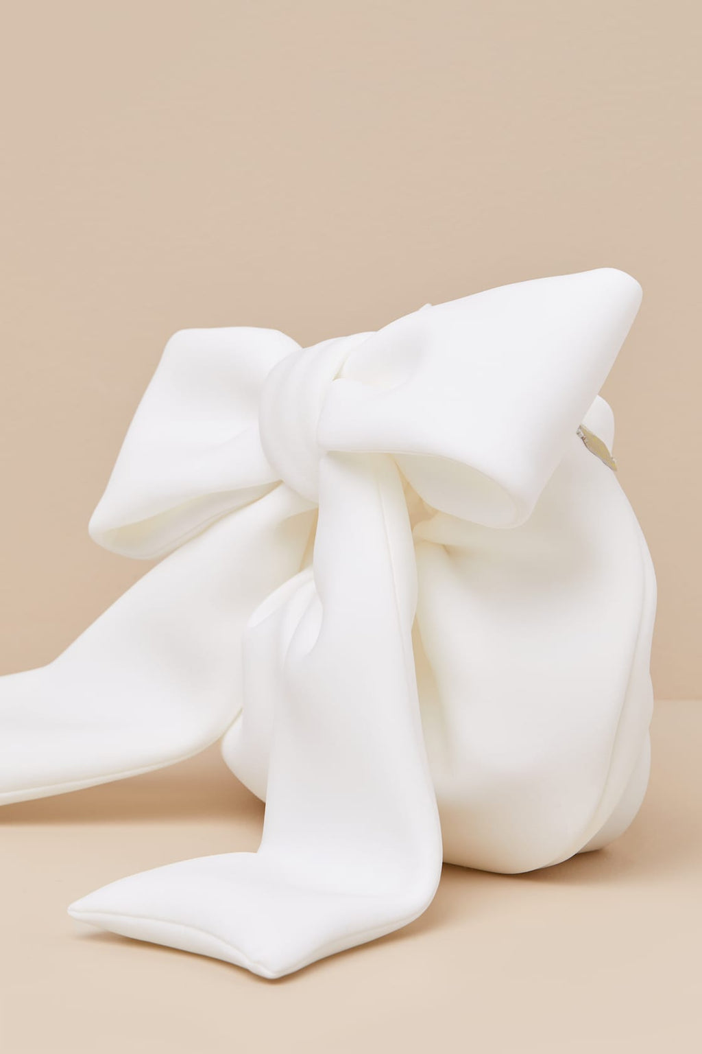 Bowie Ivory Bow Handbag