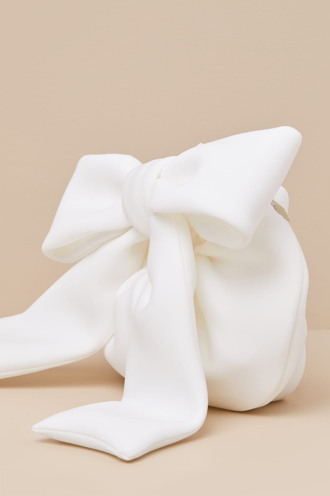 Bowie Ivory Bow Handbag